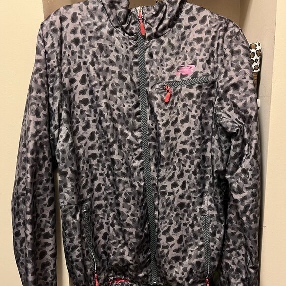 New Balance Pink & Grey Animal Print Windbreaker Size L - Picture 3 of 6